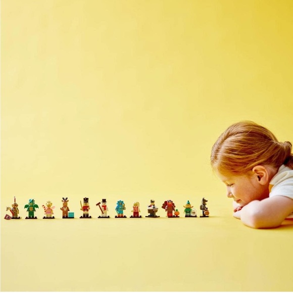 Lego 🐺 Series 23 Wolf Costume - Picture 5 of 8